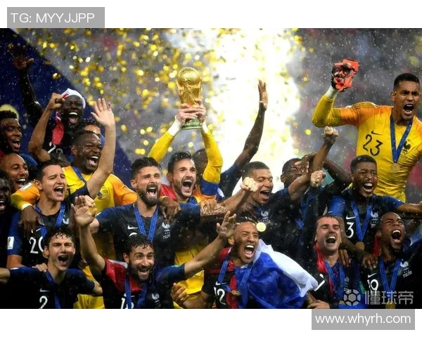 足球明星惊喜揭晓大奖瞬间视频引发热议球迷狂欢不已 足球明星惊喜揭晓大奖瞬间视频引发热议球迷狂欢不已